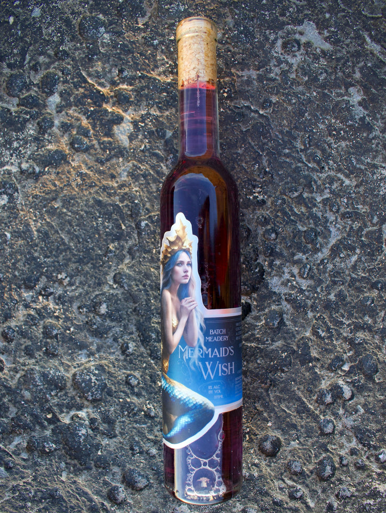 
            
                Load image into Gallery viewer, Mermaid&amp;#39;s Wish Mead - Sweet - 11% Alc
            
        