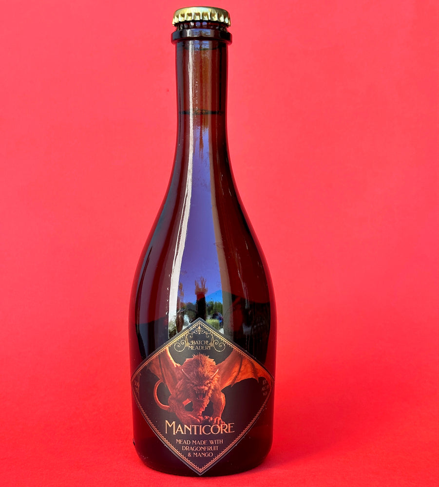 
            
                Load image into Gallery viewer, Manticore - Mango &amp;amp; Dragonfruit - 10% Alc - Sweet
            
        