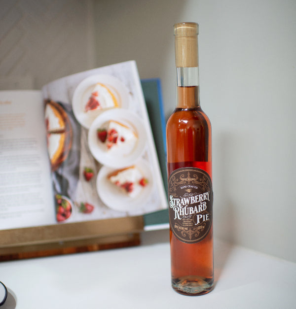 
            
                Load image into Gallery viewer, *Sweet - Strawberry Rhubarb Pie Mead - 10% Alc - 375 ml
            
        