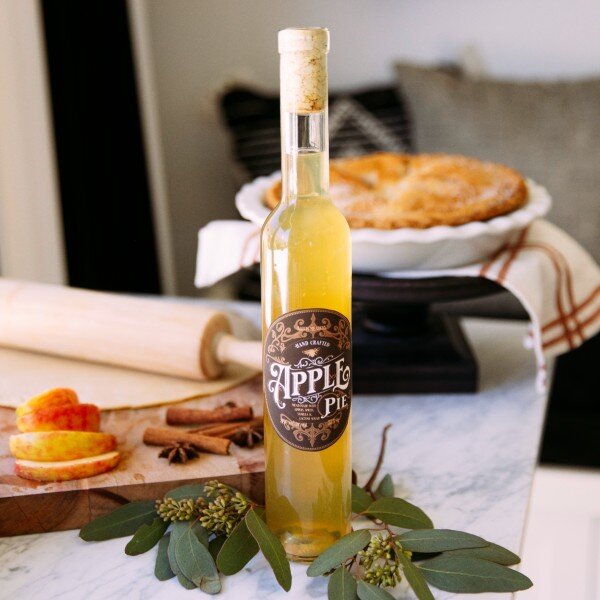 
            
                Load image into Gallery viewer, Sweet - Apple Pie Mead - 10% Alc - 375 ml
            
        